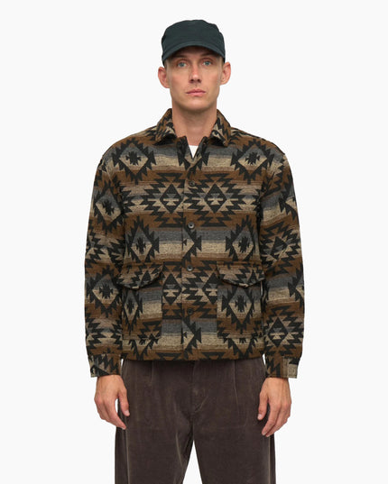 Anerkjendt AKOTTO Inka Overshirt Delicioso, Modell Frontansicht, 20% Wolle Rautenmuster Overshirt