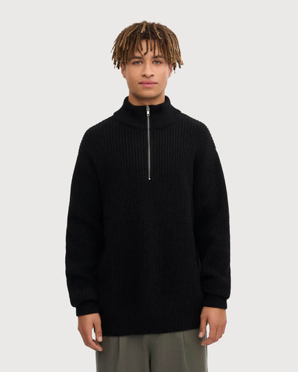 Colorful-Standard-Merino-Quarter-Zip-Deep-Black-01