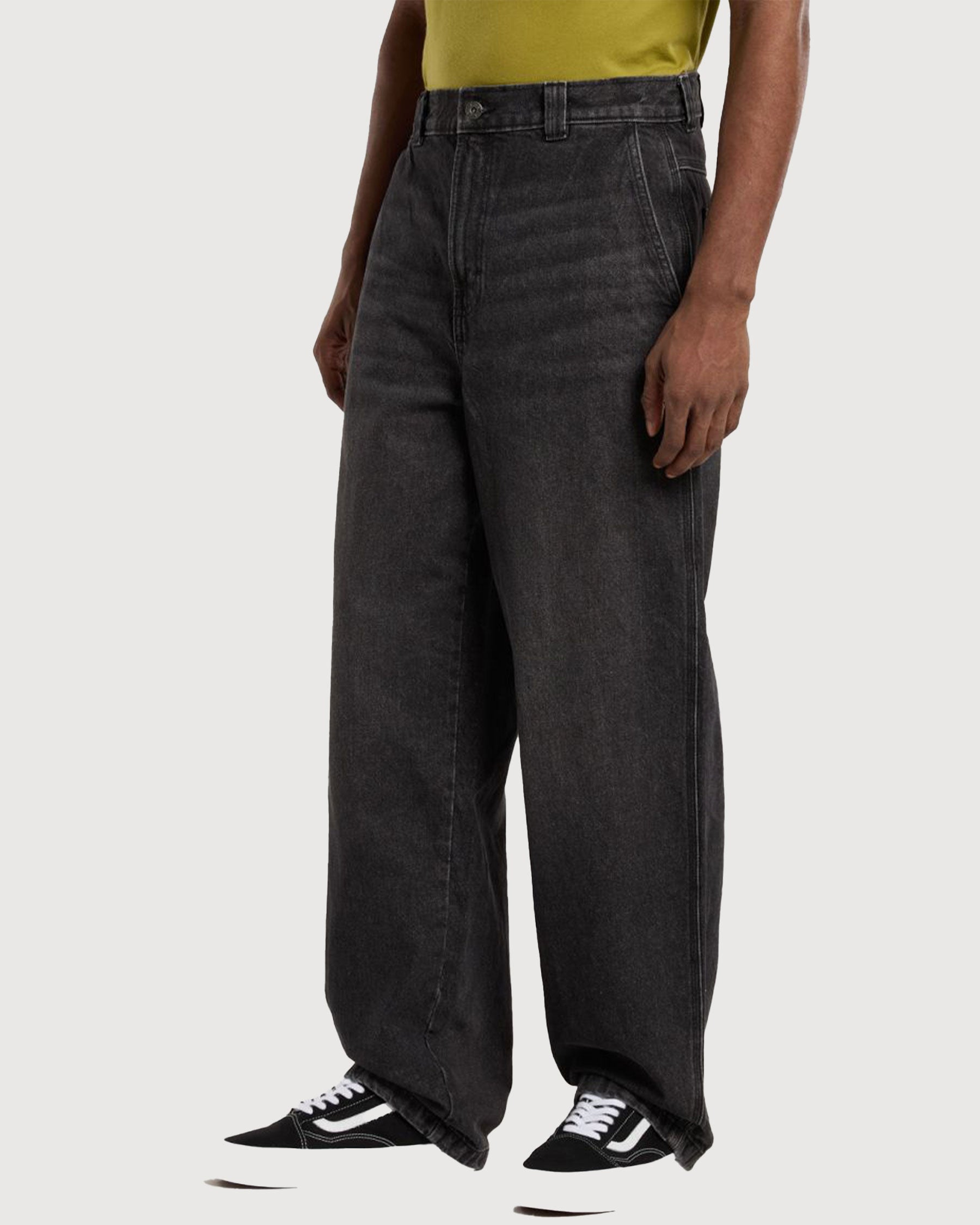 Dickies-Madison-loose-Jeans-Schwarz-03