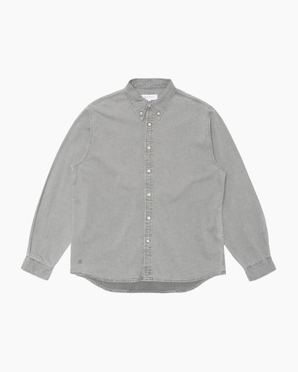 Edwin Arlo Shirt LS Schwarz Heavy Bleach, Oversize Denim-Hemd Frontansicht, 8oz Reed Black Denim