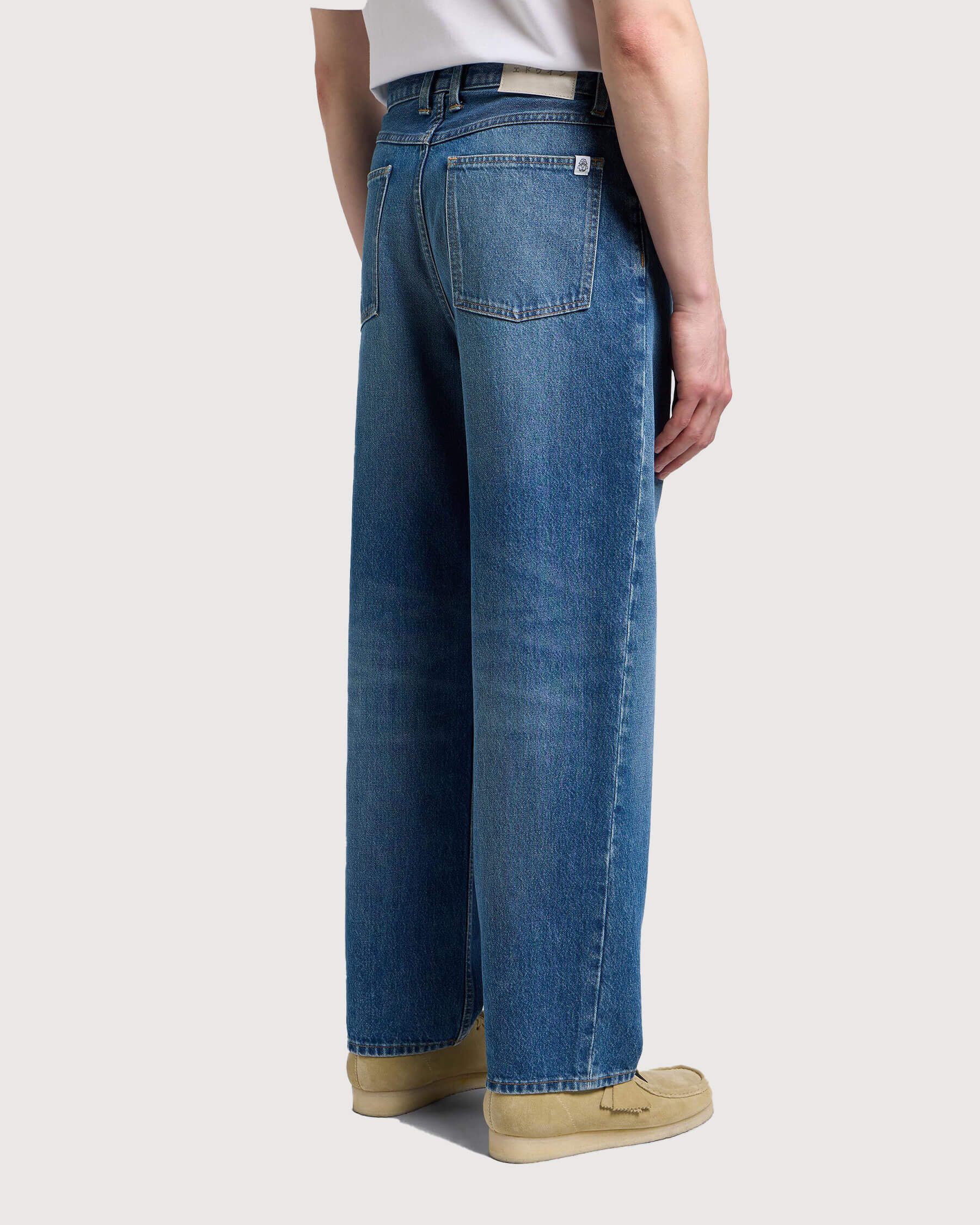 Edwin-Tyrell-Pant-Blue-Magna-Wash-03