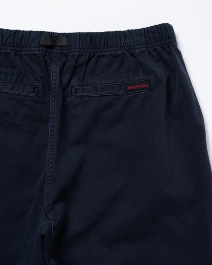 Gramicci Loose Tapered Pant Doppelmarineblau Rückseite.