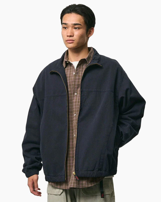 Gramicci Twill-Around Jacket Double Navy, Modell Frontansicht, Organic Cotton Twill Outdoor-Jacke

