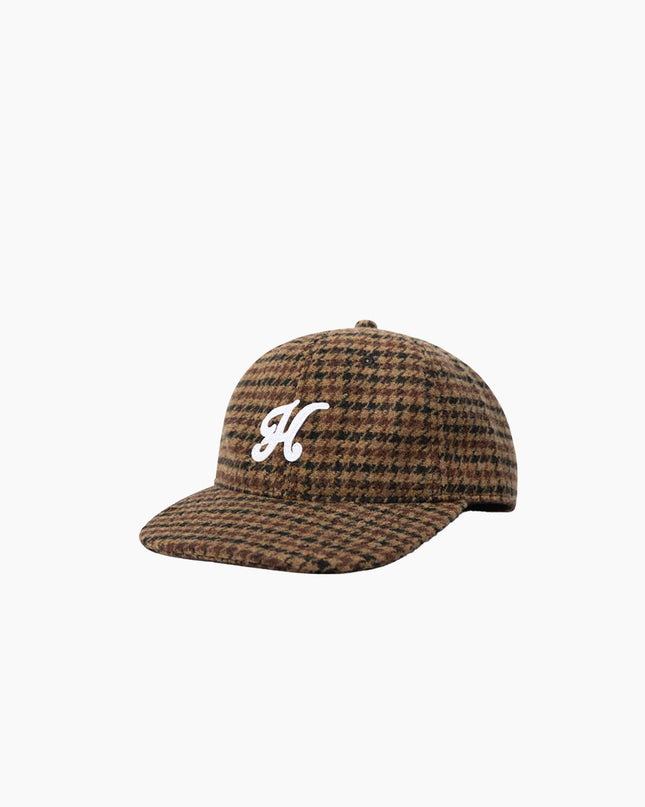 Hatline LAB Heritage Logo Snapback Salt Pepper, Detailaufnahme Filz-Patch Stickerei, weißes Heritage Logo Cap Salt Pepper