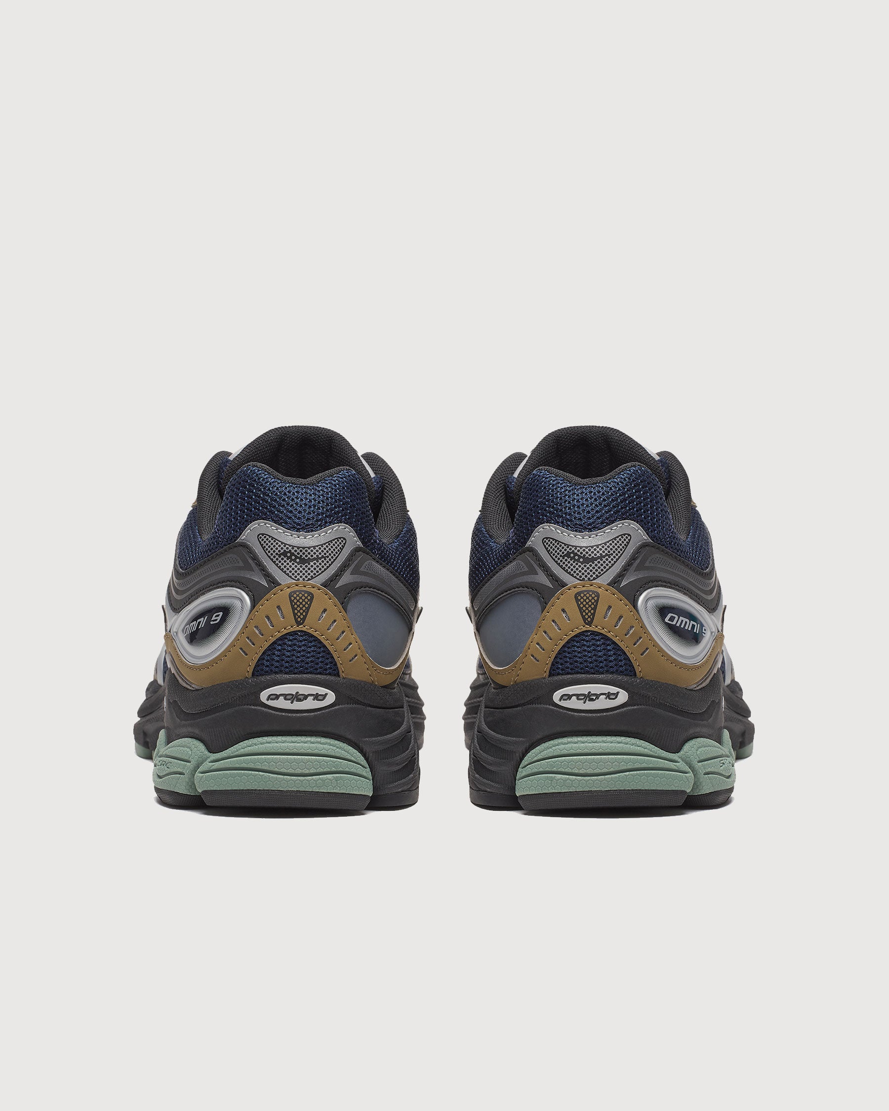 Saucony-Sneaker-ProGrid-Omni-9-TMY-Brown-Navy-04