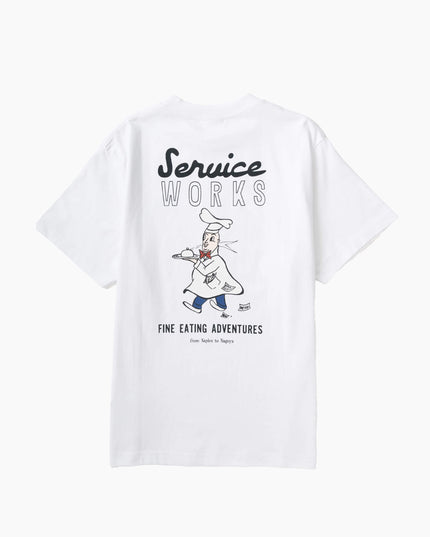 Service Works Eating Adventures Tee Weiß, Studio-Rückansicht Standard Fit, 250gsm GOTS Bio-Baumwolle weiß