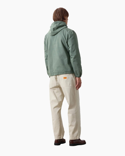 Service Works Pigment Herringbone Smock Olive, Lifestyle zweite Aufnahme, Hooded Smock Funnel Neck olive Herringbone