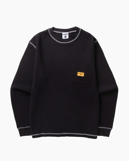 Service Works Waffle Contrast Longsleeve Schwarz Weiß, Studio-Frontansicht, 250gsm GOTS Bio-Baumwolle Waffelstrick schwarz weiß