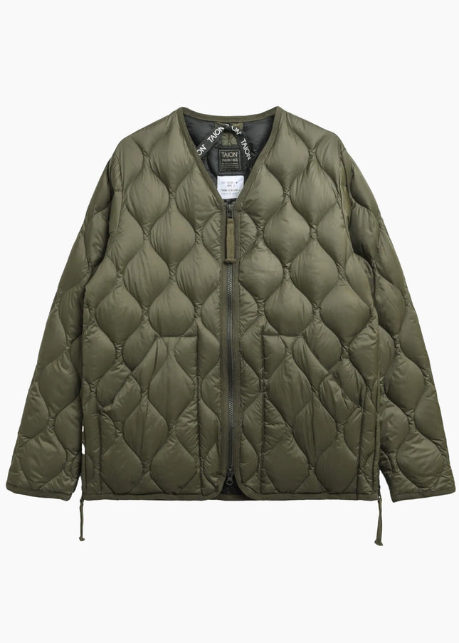 TAION Military V Neck Down JKT Dark Olive, Produktansicht Farbchip, 800FP Soft Shell Daunenjacke Japan