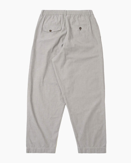 Universal-Works-Izumi-Cotton-Oxford-Pant-Grau-02