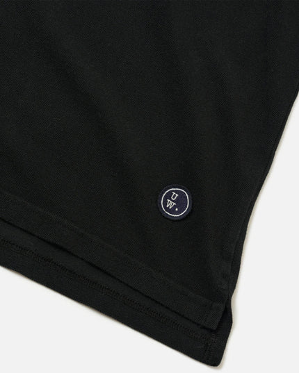 Universal-Works-Vacation-Polo-schwarz-03