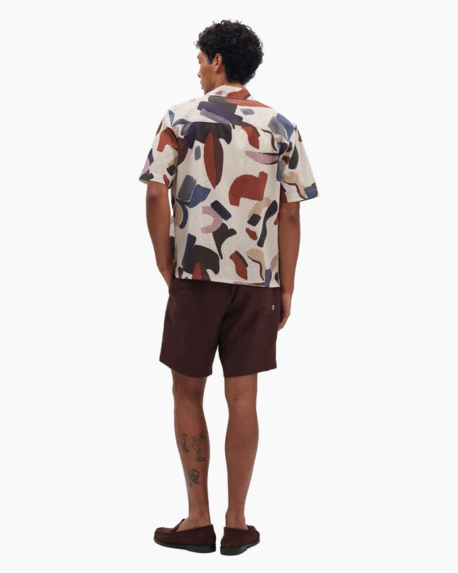Wax London Didcot Ecru Multicolour, Outfit-Kombination mit Shorts, Ganzkörperaufnahme Sommer