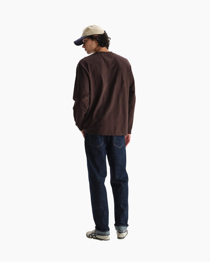 Wax London Hayden Longsleeve Dunkelbraun, Studio-Rückansicht, Textured Organic Cotton 280gsm Hayden dunkelbraun
