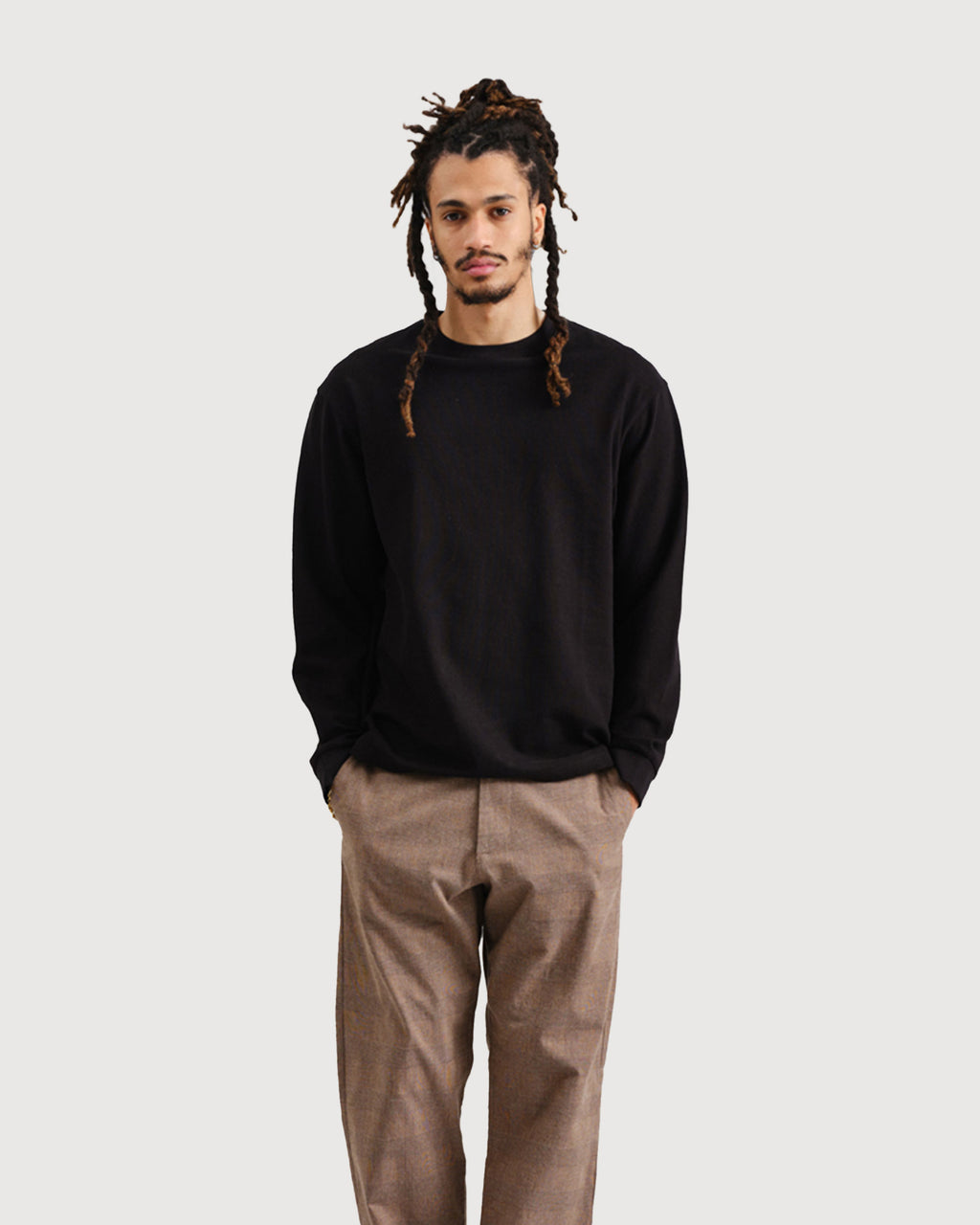 Wax-London-Longsleeve-Hayden-Schwarz-02