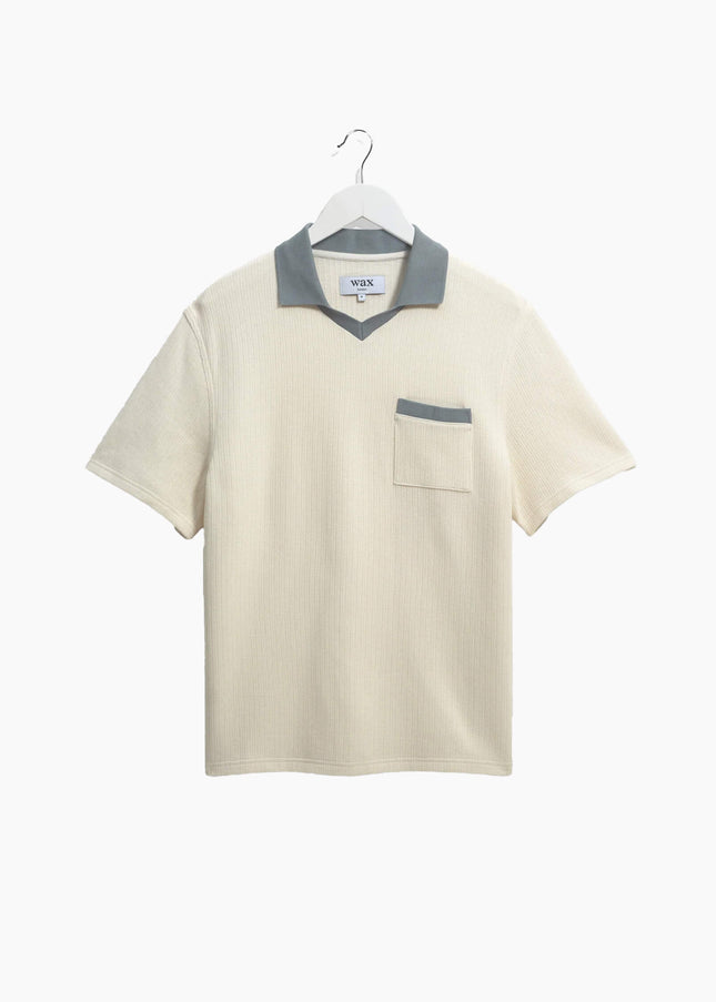 Wax London Pendal Polo Shirt Ecru Blau, Bio-Baumwolle Jersey, Relaxed Fit, Frontansicht