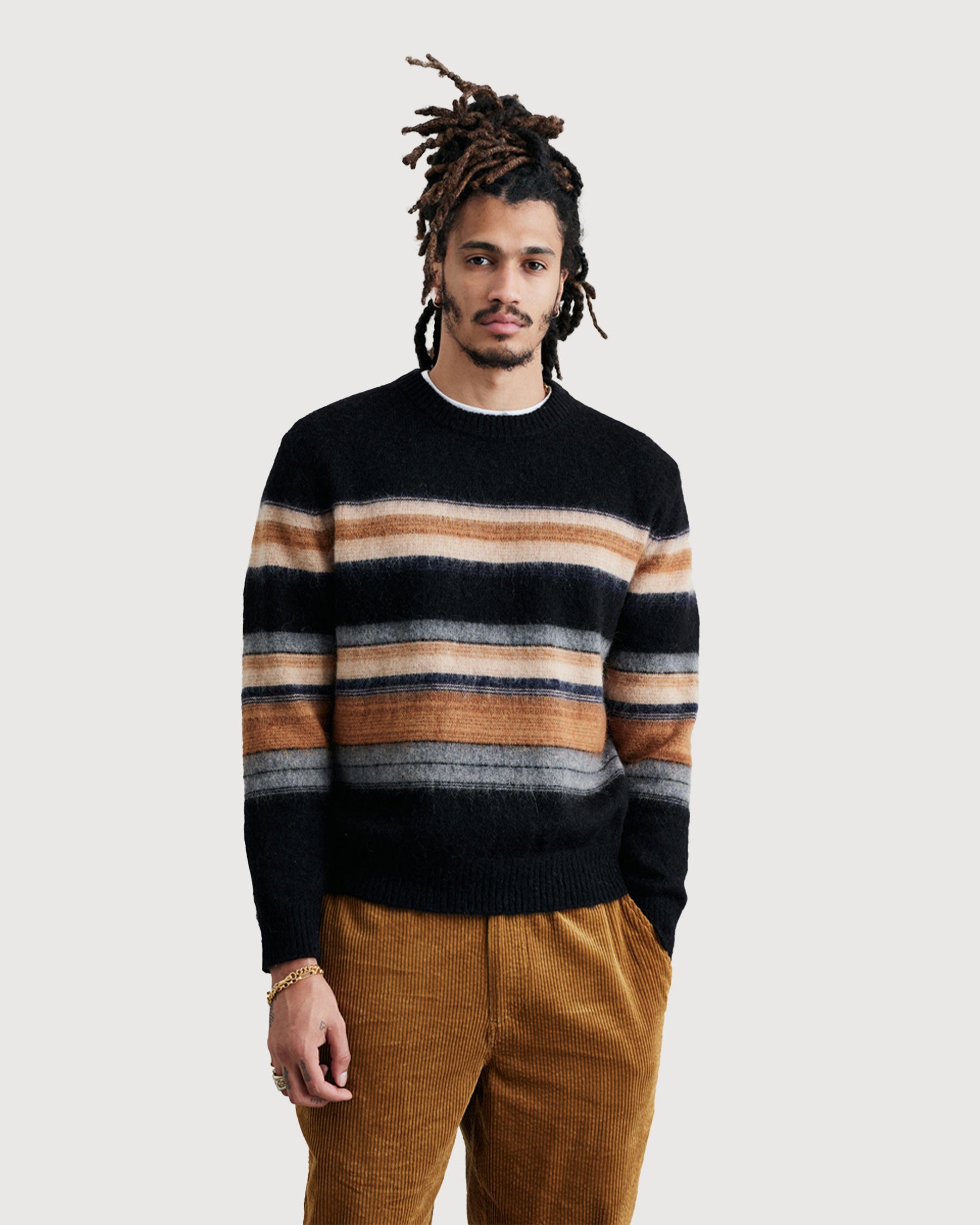 Wax-London-Wilde-Crew-Brush-Stripe-Black-01